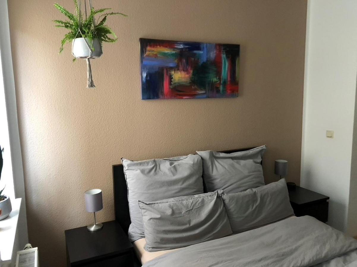 Gemuetliche 2 Zimmer Wohnung Neben Der Burg Krollwitz Buitenkant foto